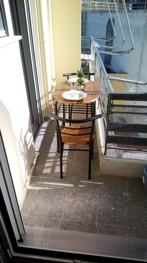 קלמאטה Cosy Apartment In The Heart Of The City מראה חיצוני תמונה