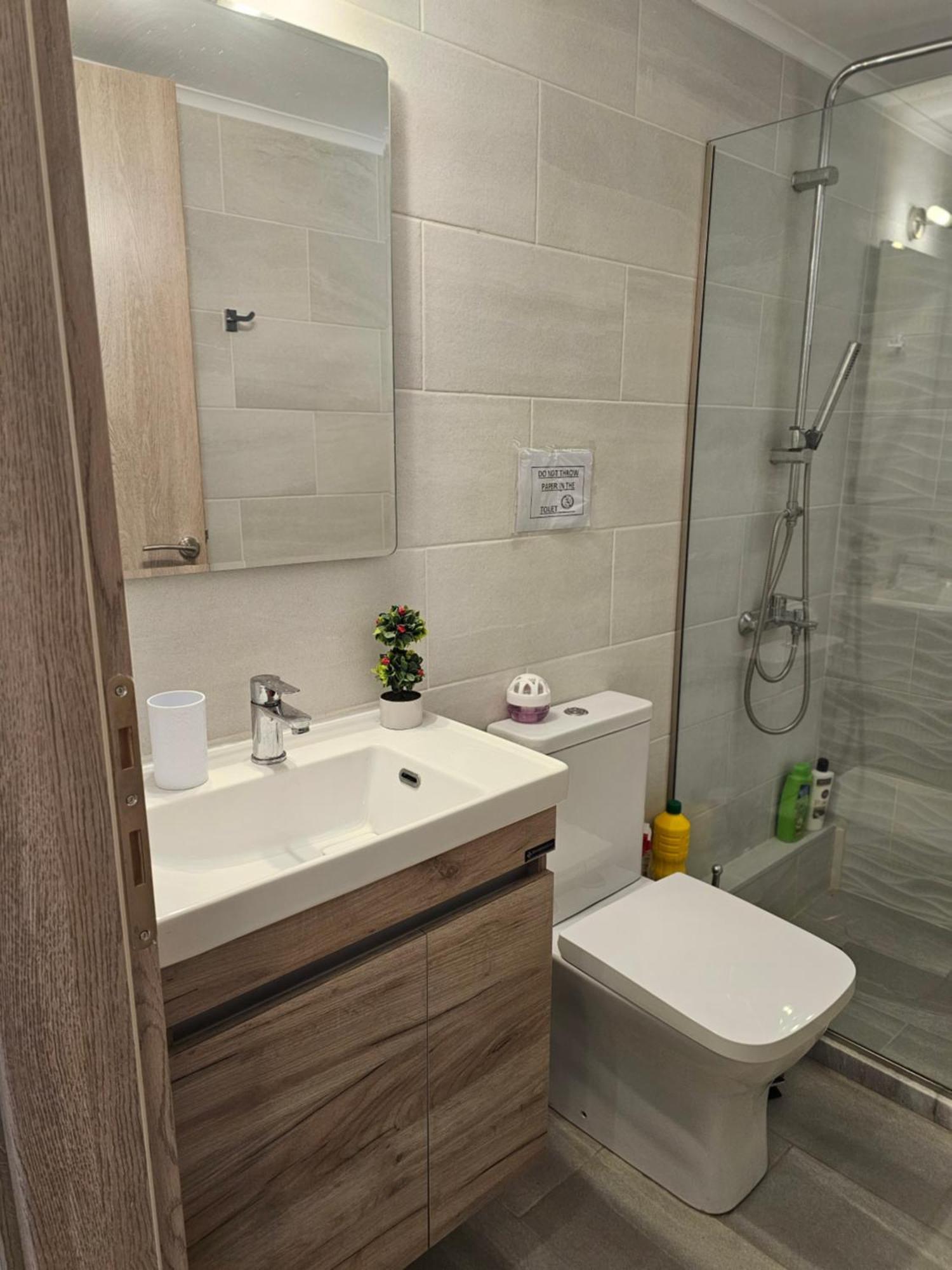 קלמאטה Cosy Apartment In The Heart Of The City מראה חיצוני תמונה