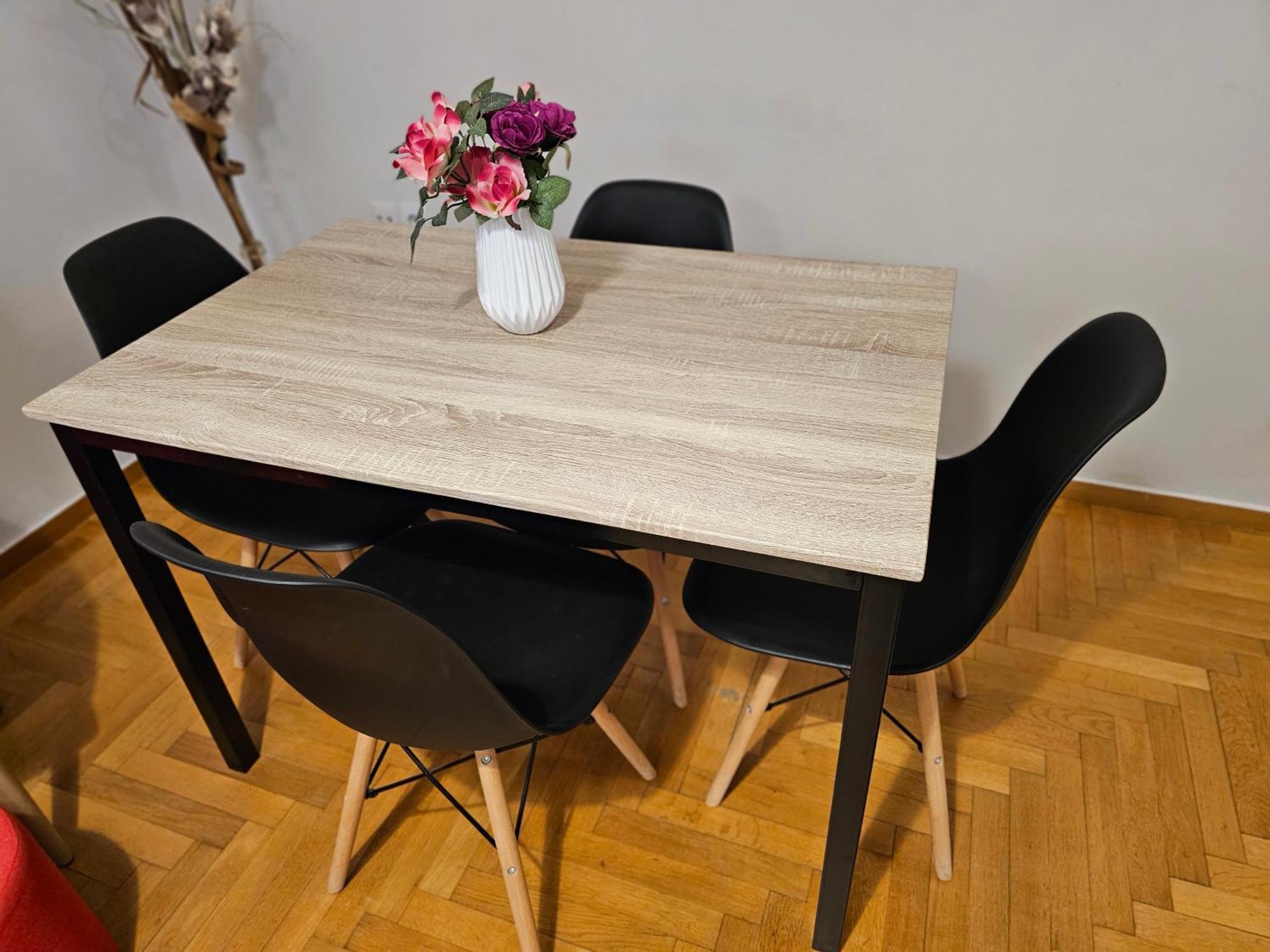 קלמאטה Cosy Apartment In The Heart Of The City מראה חיצוני תמונה