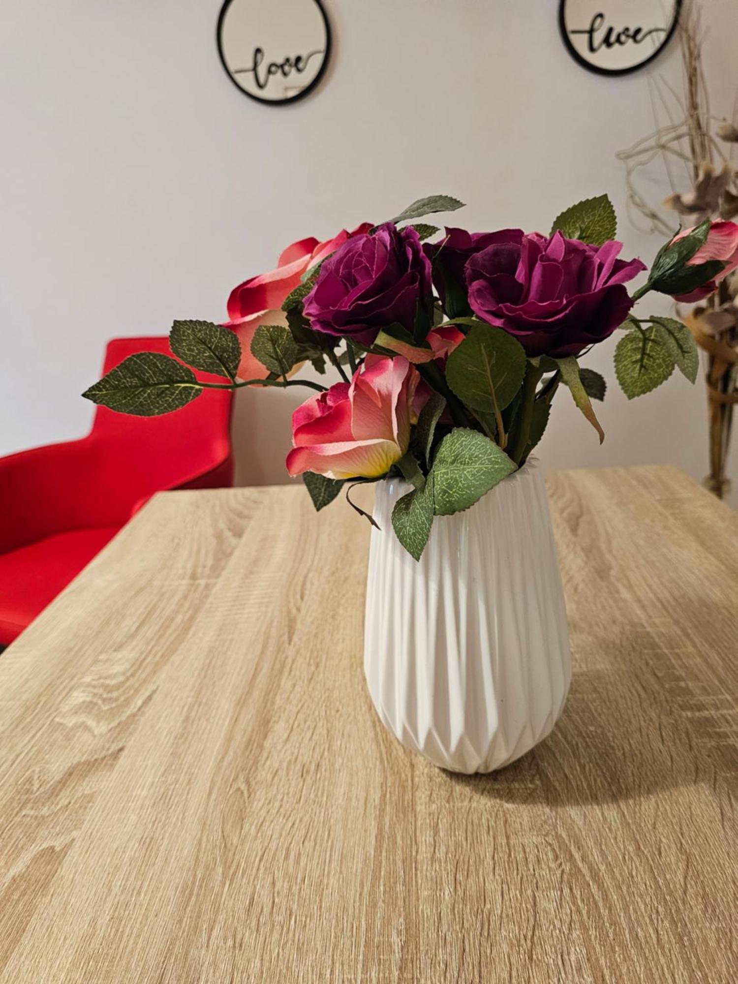קלמאטה Cosy Apartment In The Heart Of The City מראה חיצוני תמונה